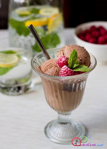 Şokoladlı dondurma (foto resept)