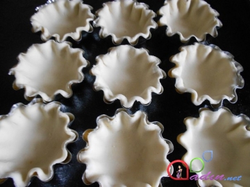 Qat-qat xəmirli içlikli keks(foto resept)