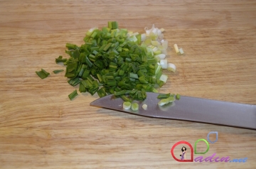 Qızıl balıqlı salat (foto resept)