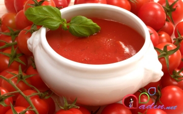 Pomidor şorbası