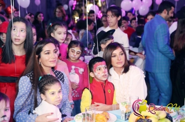 Mehriban Əliyeva qızları ilə bayram şənliyində - FOTO