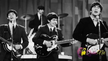 "Beatles" qrupunun məşhur gitarası satılır-FOTO