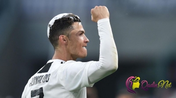 Ronaldo İnstaqramdan 44 milyon qazandı