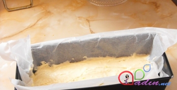 Kokoslu-albalılı keks (foto resept)