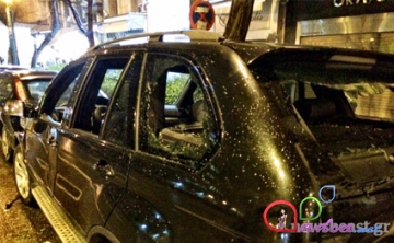 Yunanıstanda üsyan başladı
