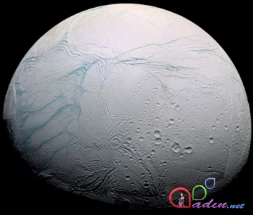 Saturnun peyki Enseladda həyat mümkündürmü?