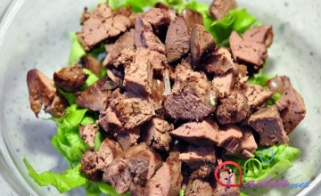 Toyuq ciyərindən dadlı salat (foto resept)