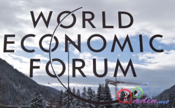 İlham Əliyev Davos fəxri üzvlər klubunun nişanını aldı