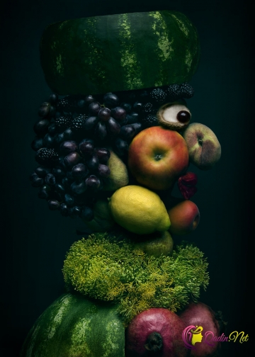 Meyvələrdən portret çəkdi