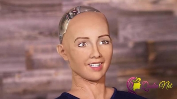 Vətəndaşlıq verilən robotdan İRONİYALI CAVAB - VİDEO