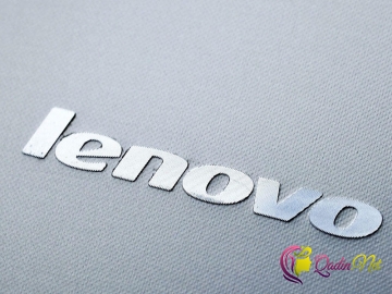 Tam çərçivəsiz “Lenovo” smartfonu buraxılacaq