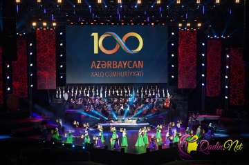 İlham Əliyev və Mehriban Əliyeva AXC-nin 100 illiyinə həsr edilən konsertdə olublar-FOTO