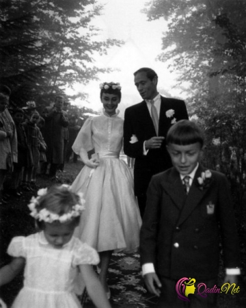 1950-ci illərdə evlənən məşhurların gəlinlik modelləri