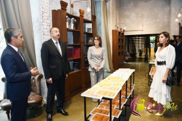 Prezident İlham Əliyev və birinci xanım Mehriban Əliyeva Bakı Kitab Mərkəzinin açılışında iştirak ediblər - FOTO