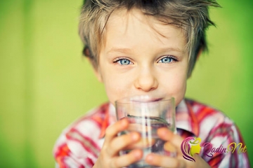 Uşaqlar gündə nə qədər su içməlidir?