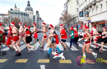 "Santa Run" başladı-Hər kəs küçələrdə-FOTO