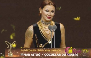 Mükafatlandırılan Pınar Altuğ qəzəbləndi-SƏBƏB