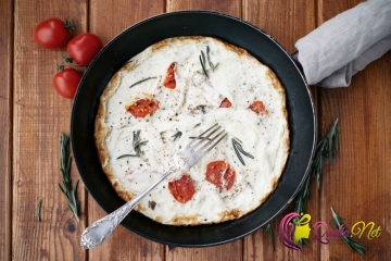 Ağ omlet (foto-resept)