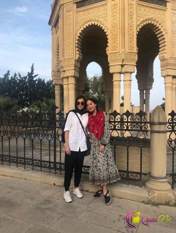 Mehriban Əliyeva qızı ilə ziyarətgahda - FOTO