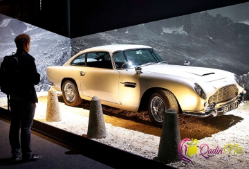 Ceyms Bondun maşını satışa çıxarıldı-FOTO