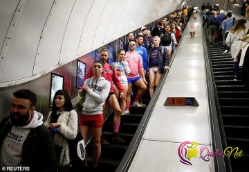 Metroda şalvarsız gün