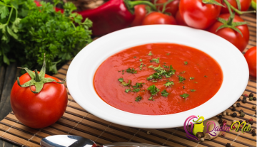 Düyülü pomidor şorbası (foto-resept)
