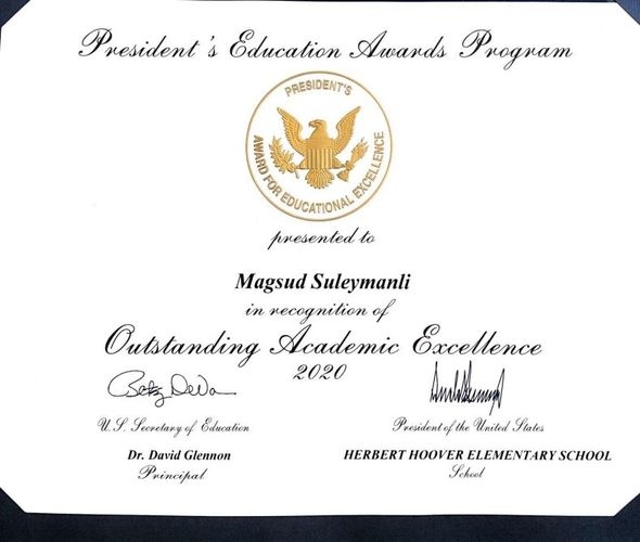 10 yaşındaki bir Azerbaycan ABD'de eğitimdeki özel başarılar için Başkanlık Ödülü aldı - FOTOĞRAF