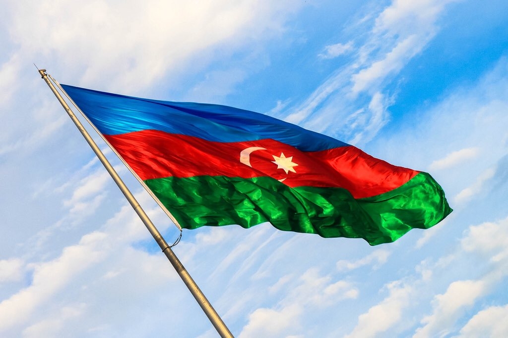 Когда вы говорите Азербайджан (стихотворение)